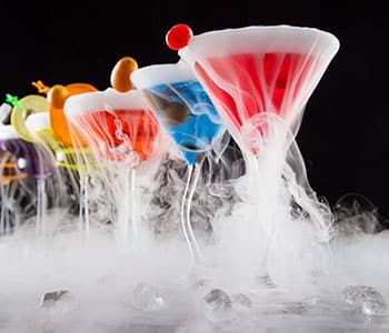 Glaçons carboniques pour effet fumée scénique et événementiel — Mr ICE